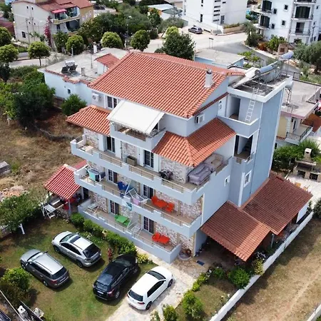Ylli Mance Apartment *