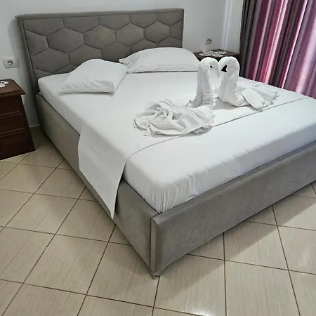 Ylli Mance Appartement Ksamil