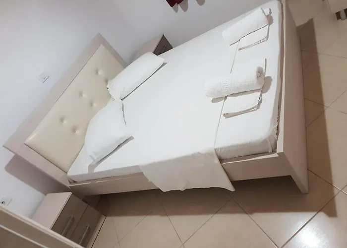 Ylli Mance Apartment