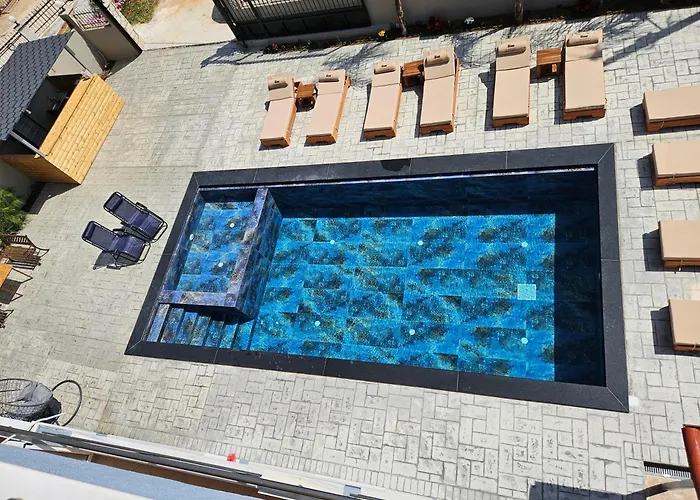 Ylli Mance Apartment