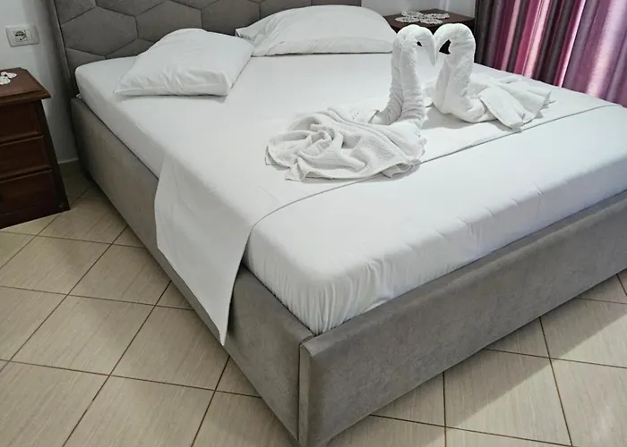 Ylli Mance Apartment Ksamil