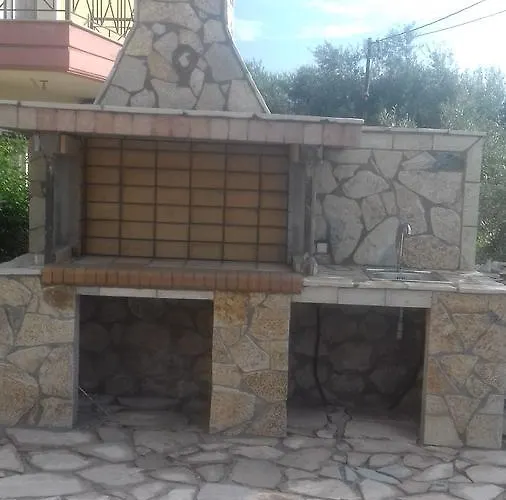 Ylli Mance Apartment Ksamil