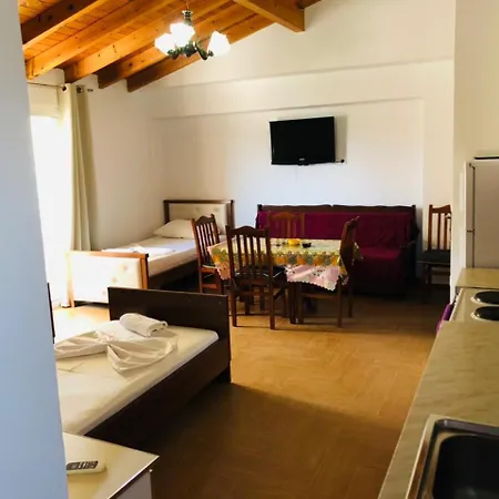 Apartament Ylli Mance *